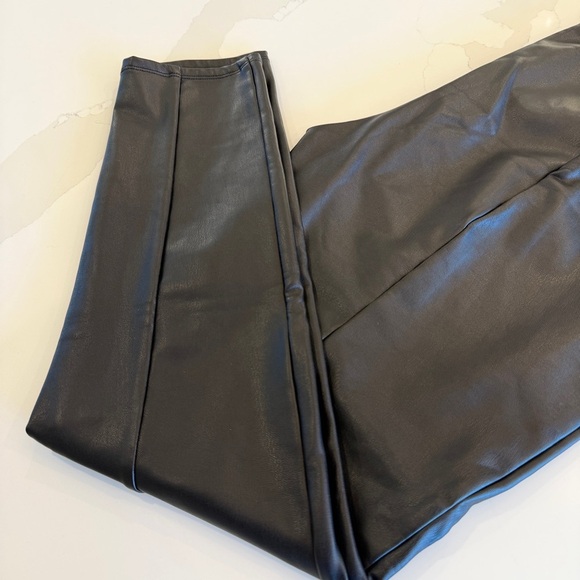LOFT Women's Vegan Leather Leggings Black Size L Elastic Waist Casual Date Night - Picture 5 of 11